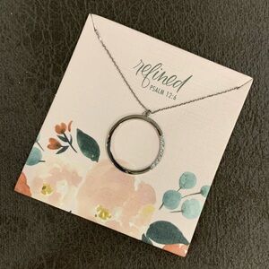 {Dayspring} NWT! Silver Necklace